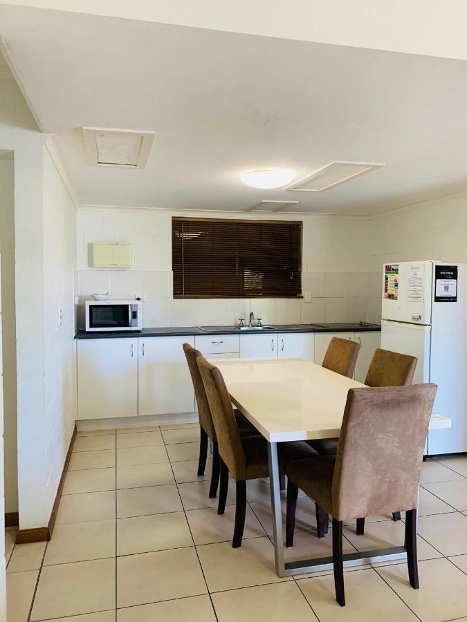 Airlie Beach Apartments Екстер'єр фото